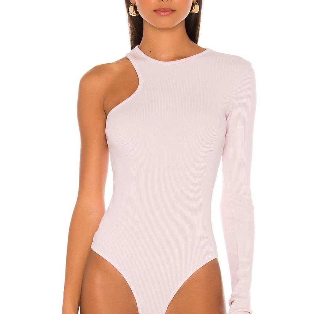 NWT AGOLDE Bea Cutaway One-Shoulder Bodysuit in Lilac Size Medium MSRP $118